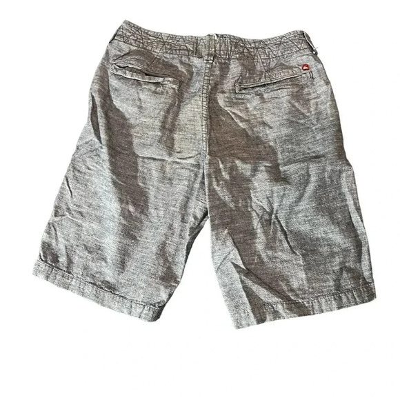 Men's QuikSilver Grey Bermuda Shorts Size 32 - Picture 3 of 3